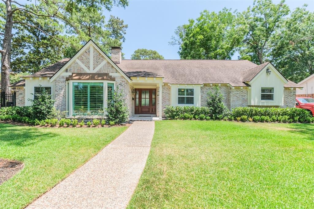 10018 Valley Forge Dr