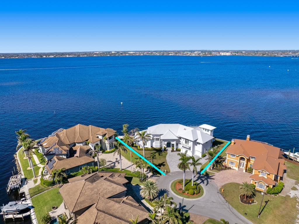 771 Cypress Lake CIR