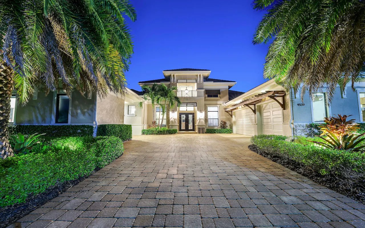 SOLD - 9539 Via Lago Way - Fort Myers, FL 33912