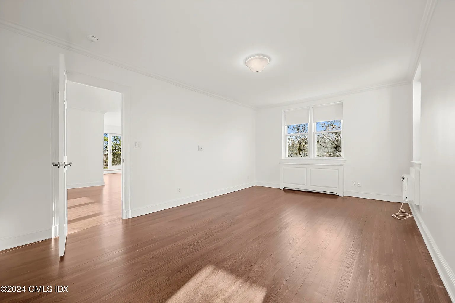2 Putnam Hl APT 4G