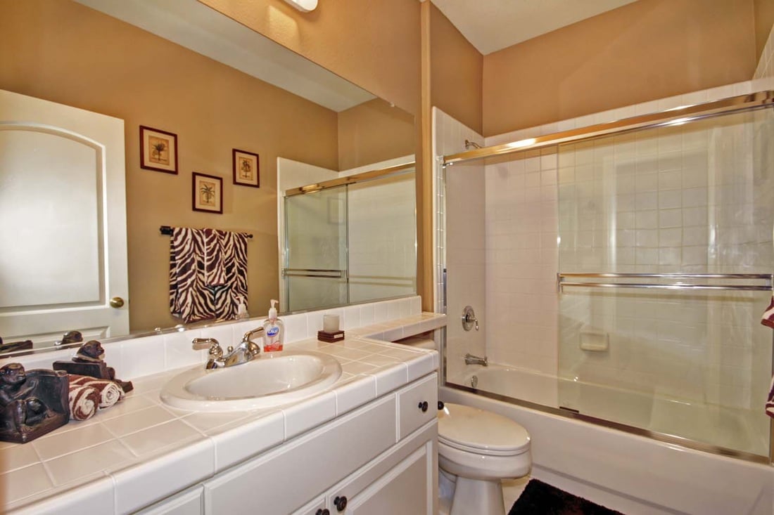 Gorgeous Gated Roseville Listing on 13th Hole at Diamond Oaks!