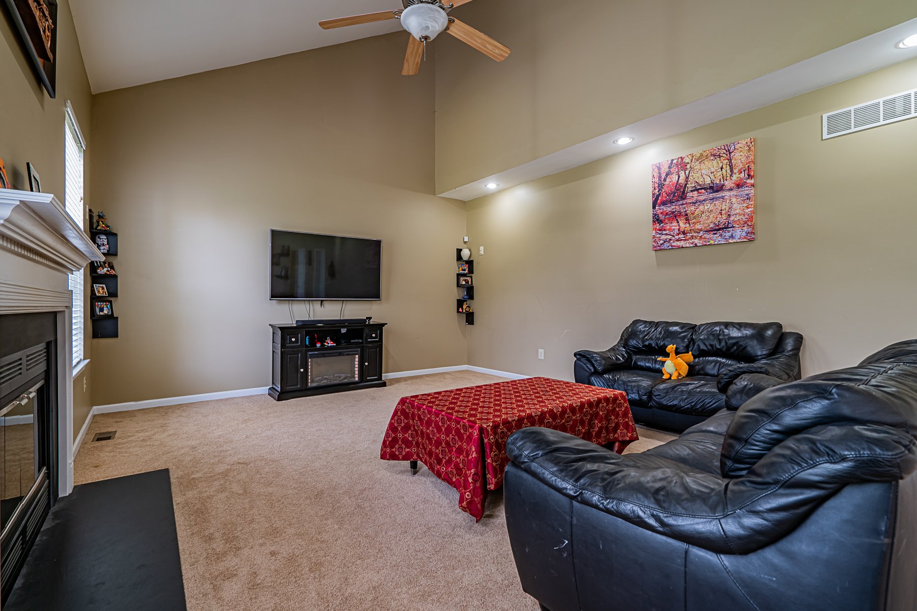 4970 Hycliff Chase