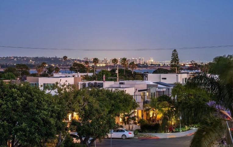 4028 Shasta St. San Diego, CA 92109