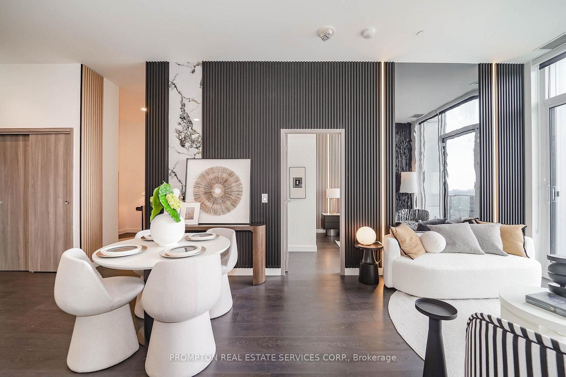 SEASONS CONDOS PENTHOUSE 