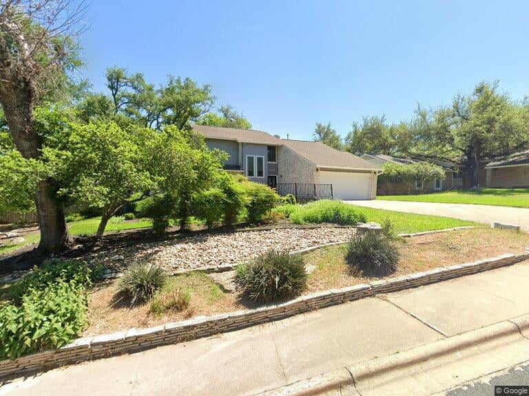 11207 Oak View Dr