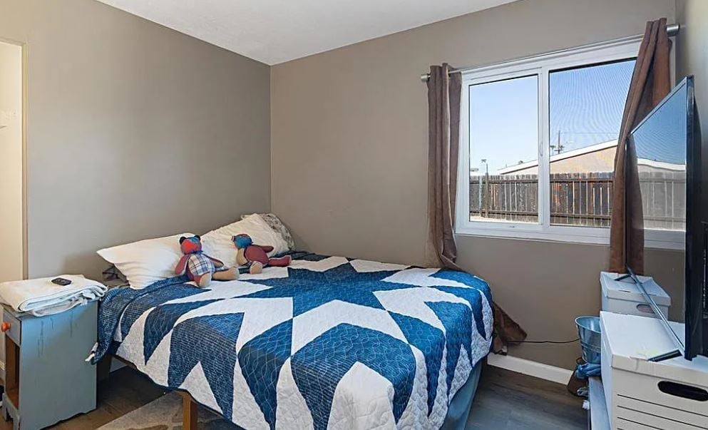 5676  Chateau Dr San Diego, CA