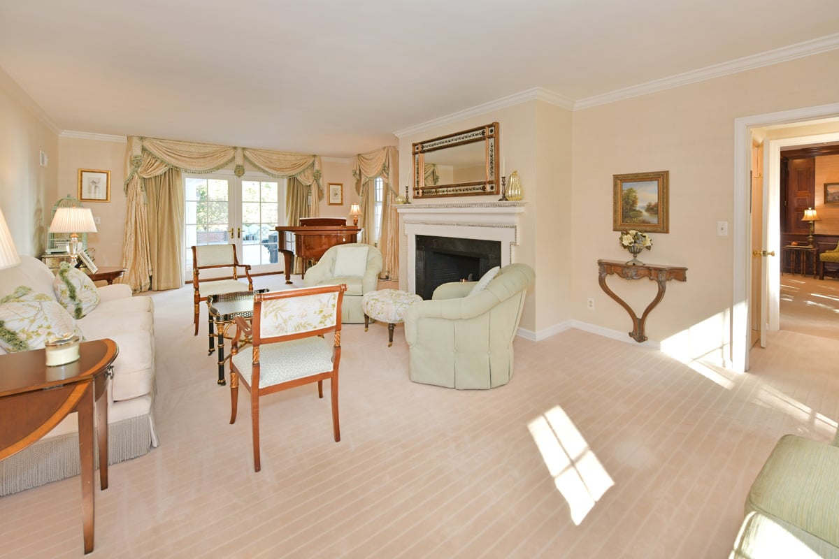 18 Powderhorn Rd