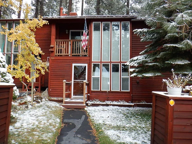 702 College Dr #63