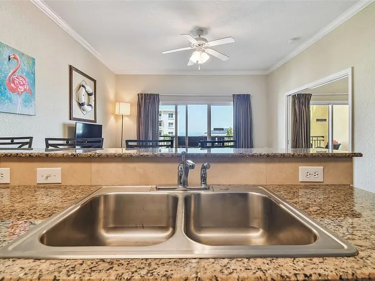 10315 Gulf Blvd #302