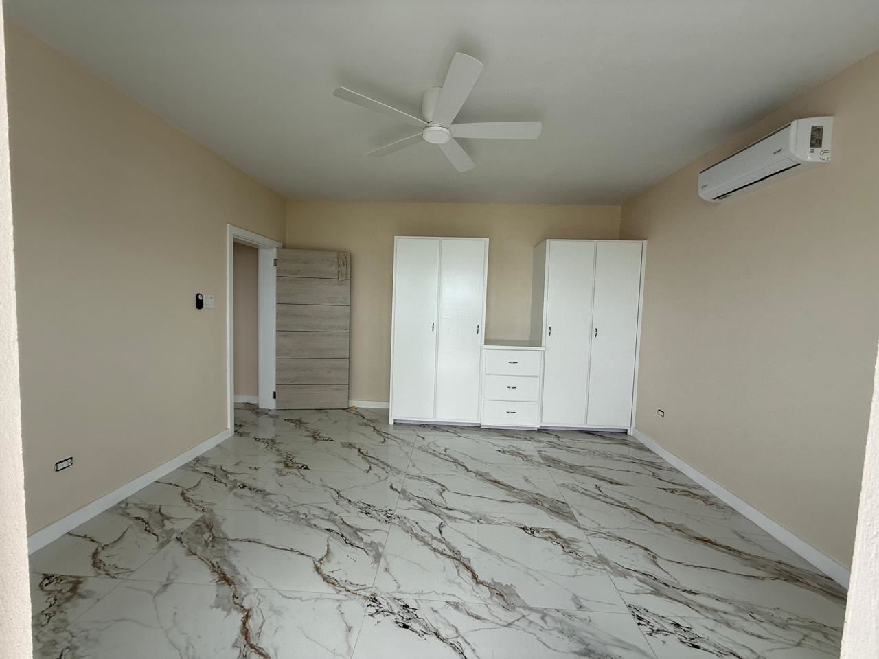 1050 Hannah Estate 1 Bedroom Apartment