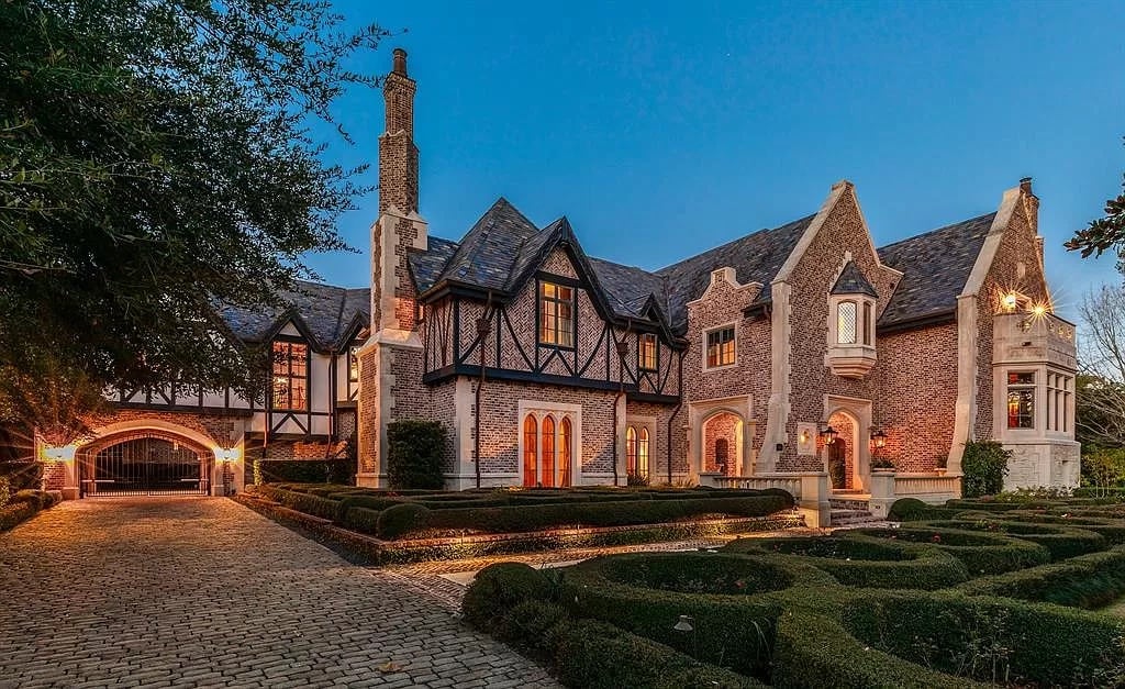 River Oaks