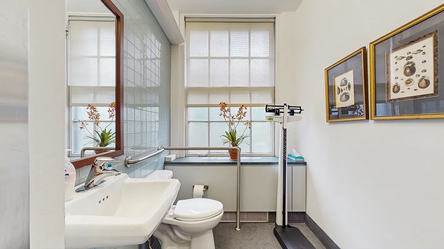 905 5th Ave | Unit 1AD