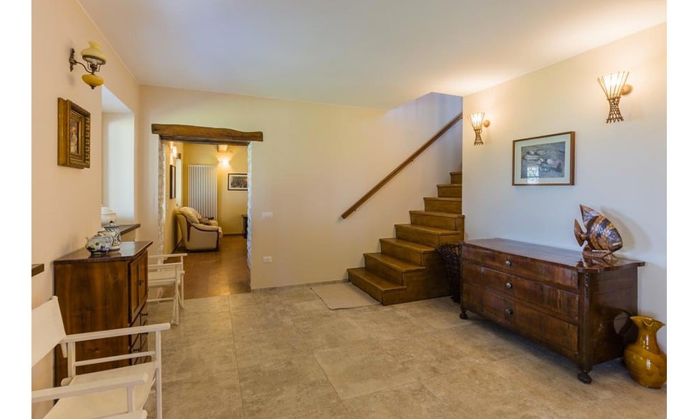 Beautiful Stone Farmhouse in Fossombrone