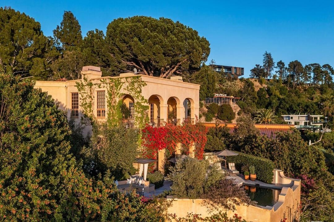 Villa Aurora