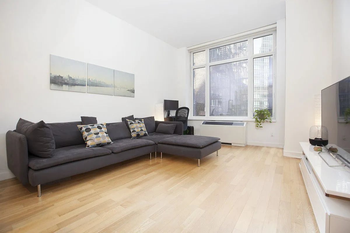 325 5th Avenue, #12-F