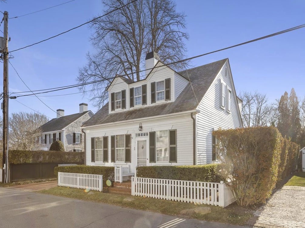 50 Cooke St