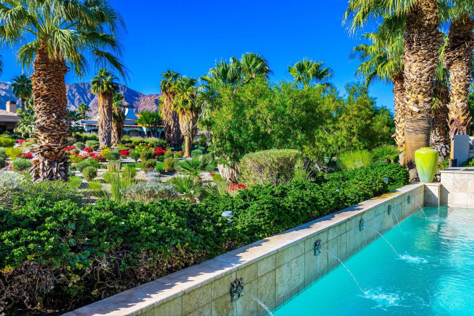 52705 Claret Cove