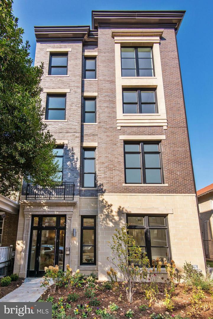 1767 Lanier Pl NW #1