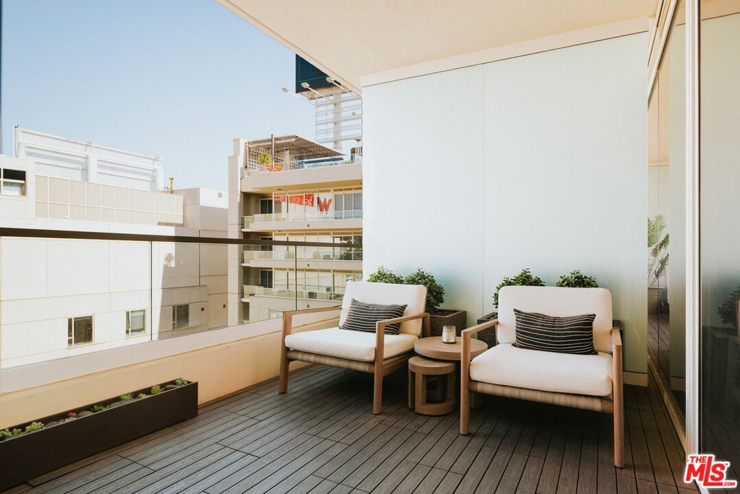 6250 Hollywood Blvd, #14A