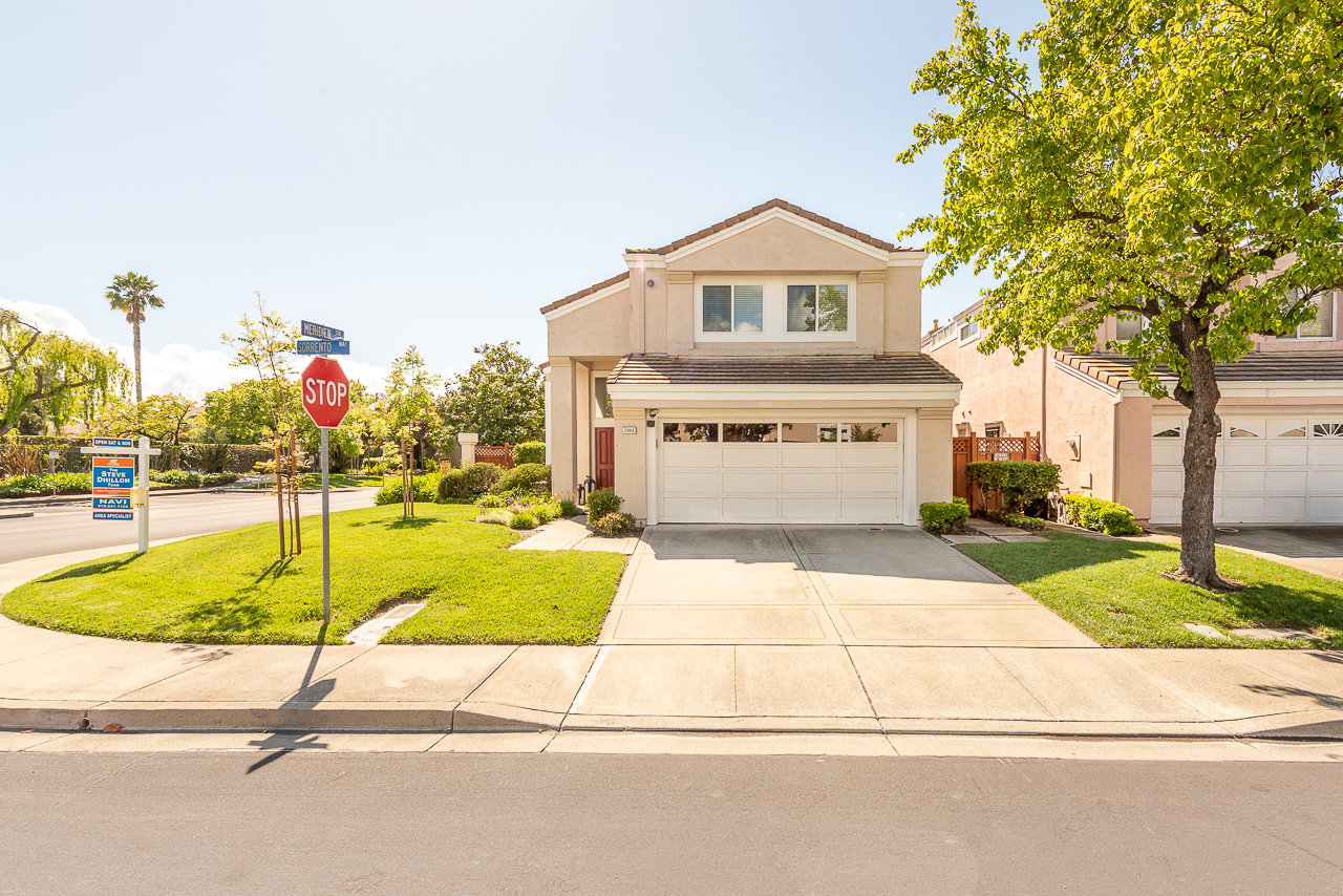 Meridien Court - Gated Community!