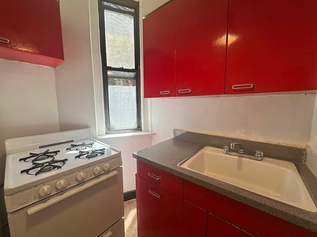 1 Spencer Court 4A