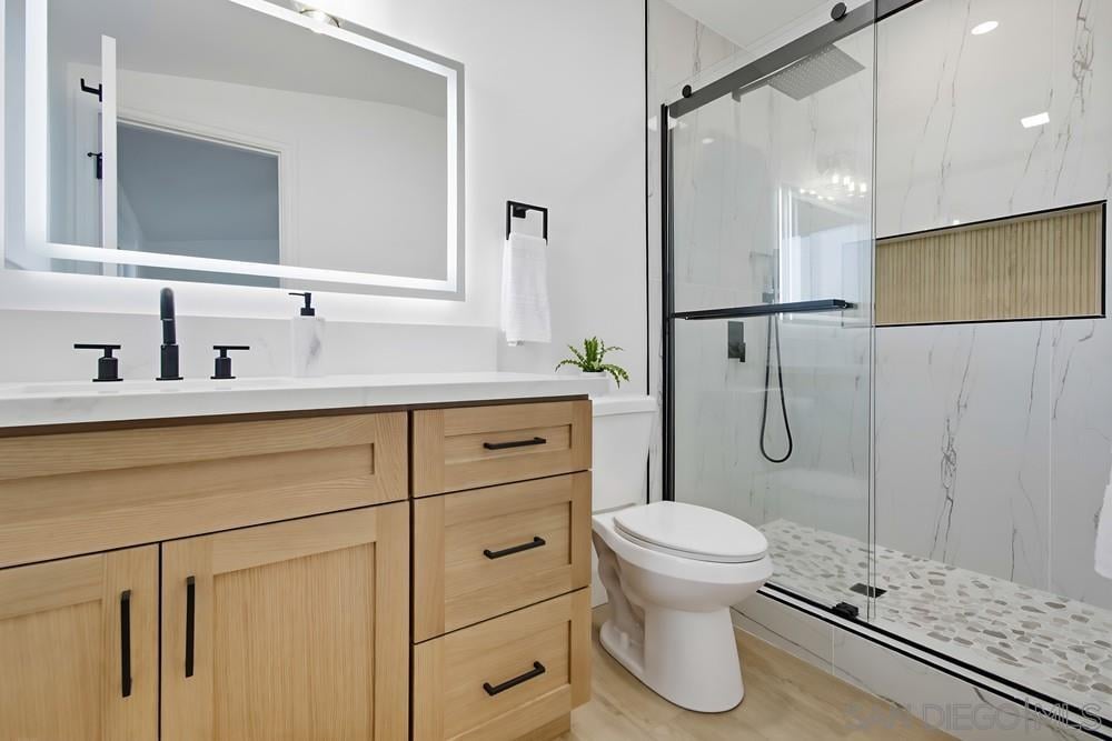 5165 Winthrop St San Diego CA 92117