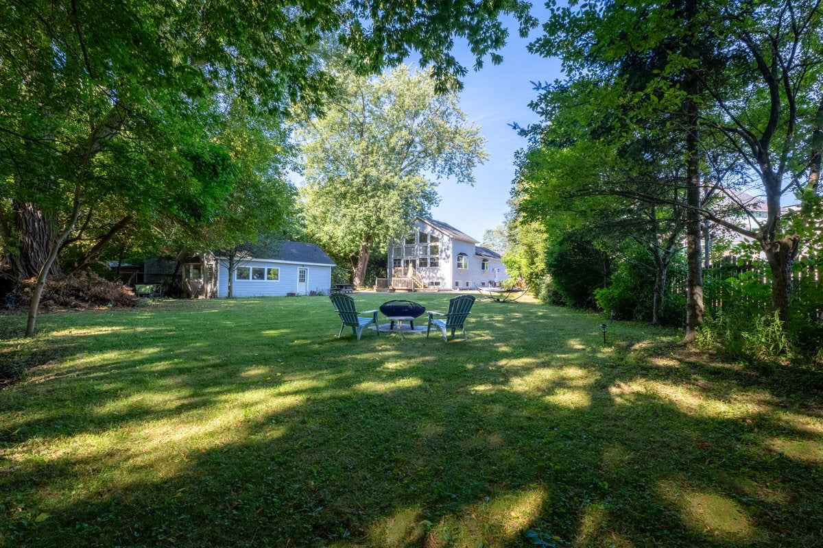 708 Montbeck Cres