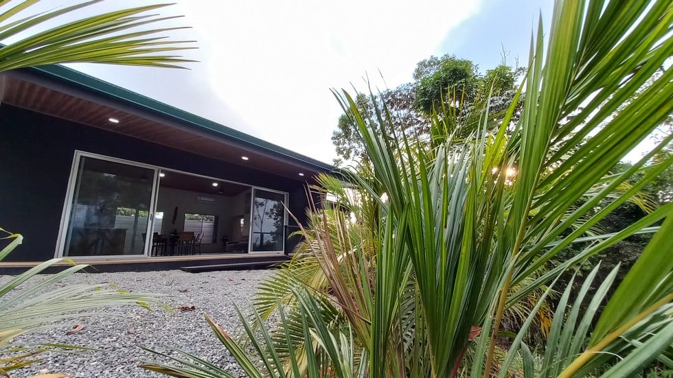 New Home and Guest Villa near Tinamastes Alfombra