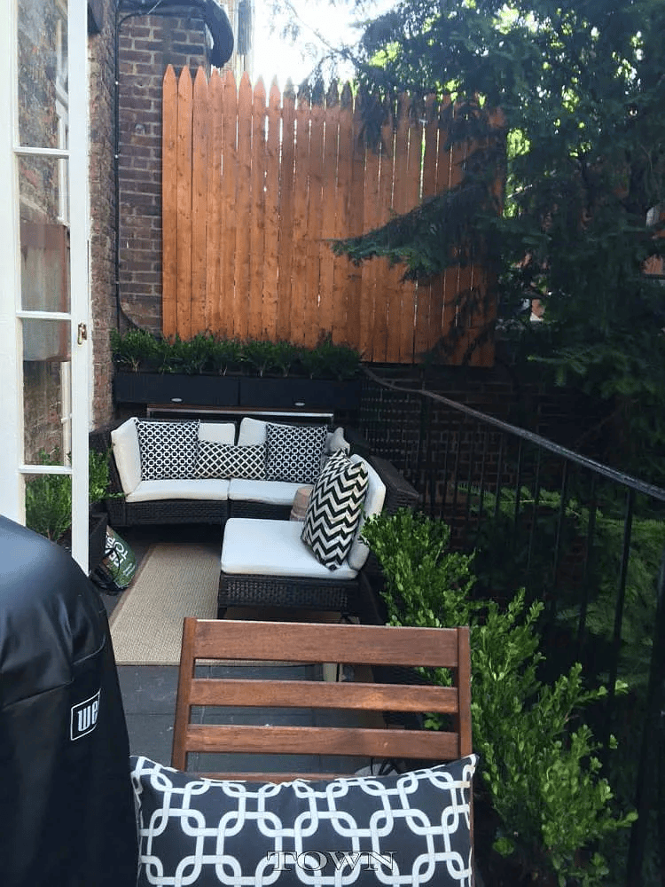 441 W 22nd St APT 1B