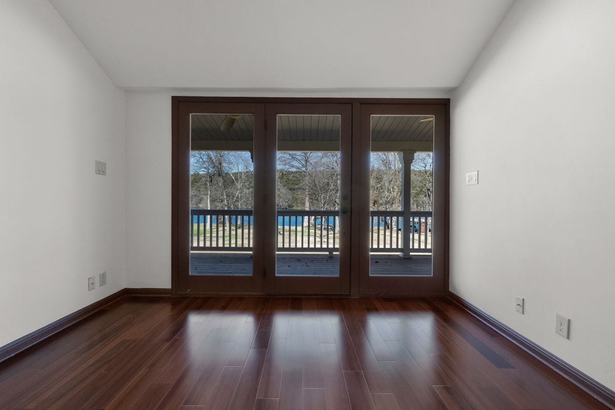 10810 River Terrace Circle 