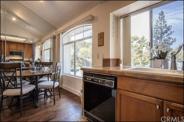 102 Sandpiper Ln