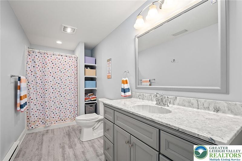 2912 SILVER CREEK CIRCLE