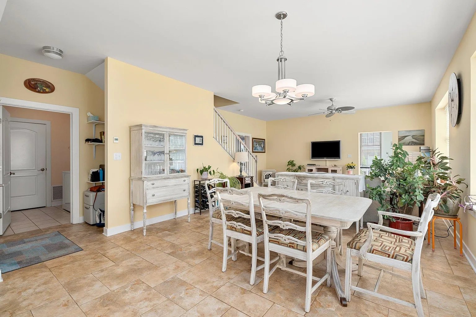 994 Ocean Blvd