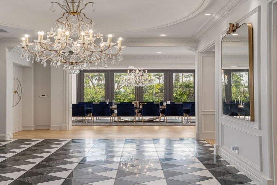 Noble Villa