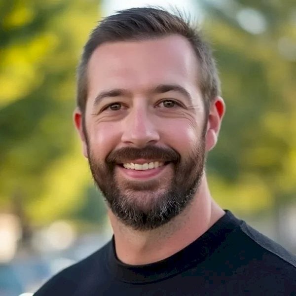 Casey McLoed Redwood City, CA Real Estate Agent Headshot