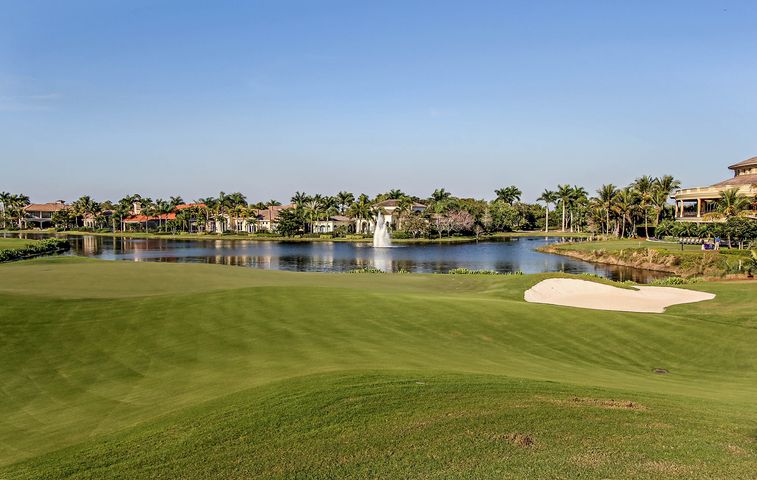 The Colony at Pelican Landing