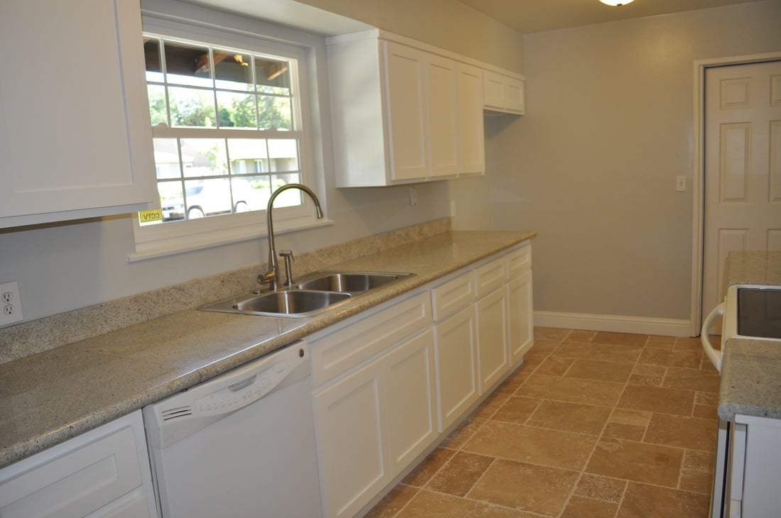 New Listing in Arden Manor! 1345 Wyant Way Sacramento, CA 95864