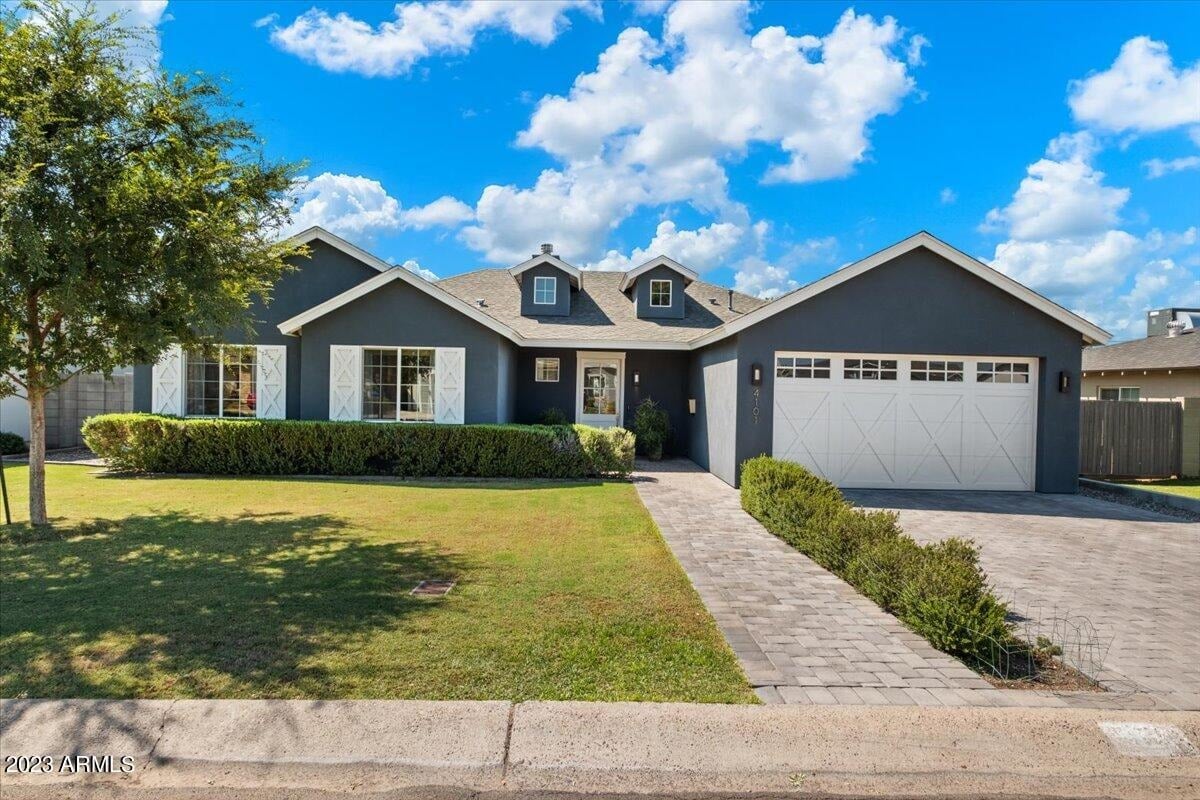 4101 E Indianola Ave