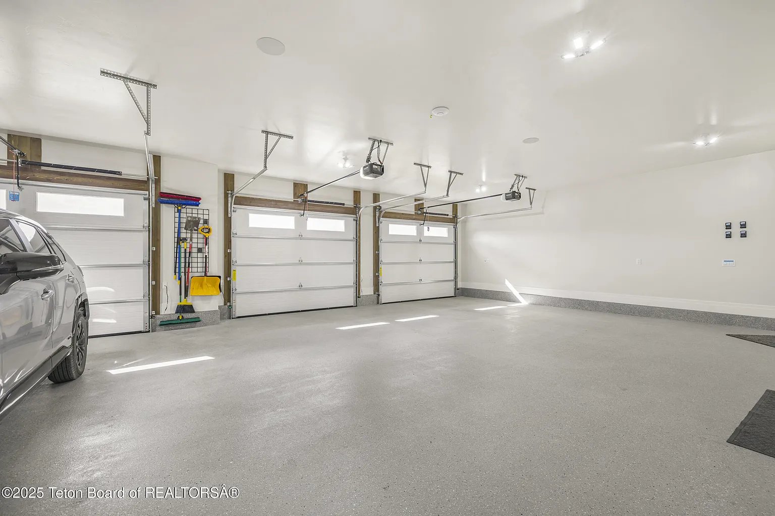2399 Chapel Rd