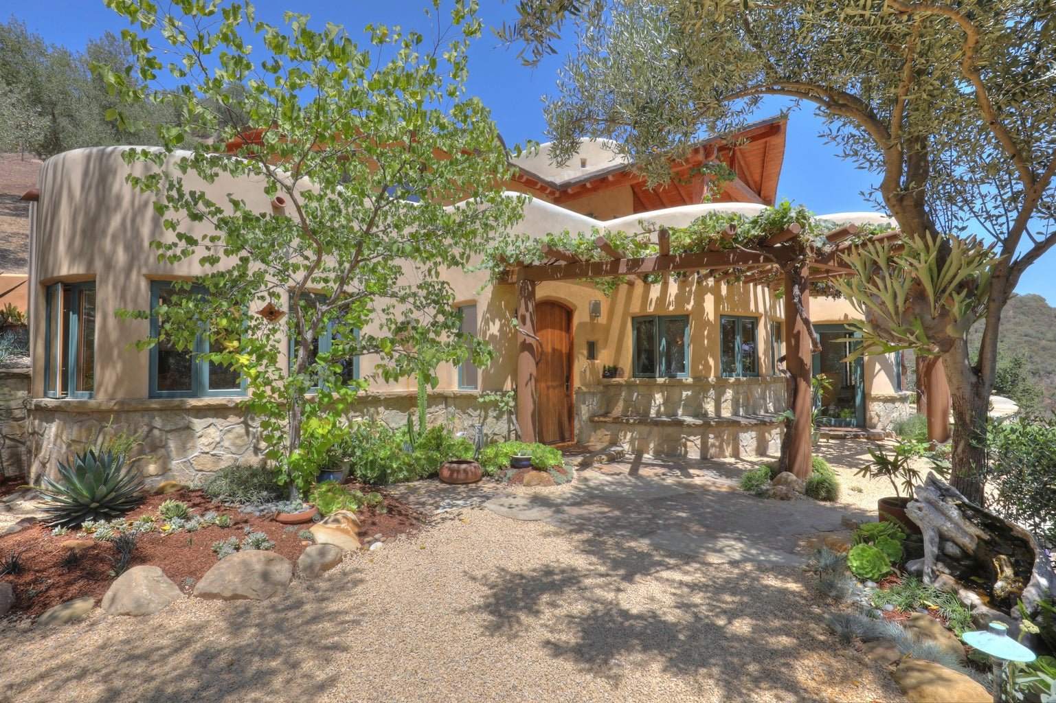 1480 Mission Canyon Road