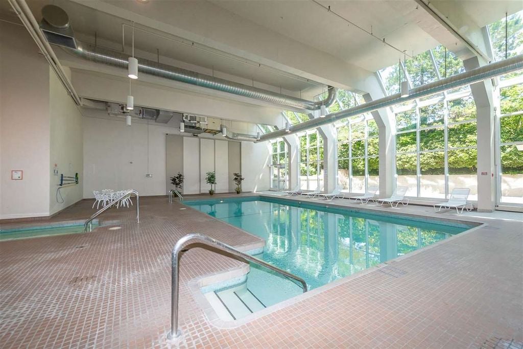 6055 Nelson Ave, #2102