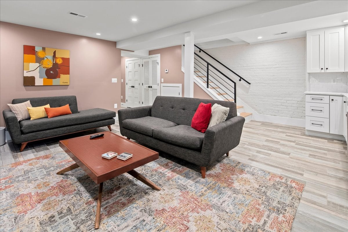 1620 Allison St NW