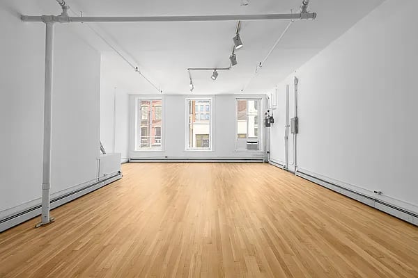 471 Broadway #2