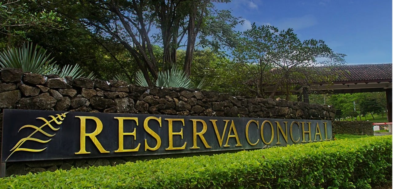 Bougainvillea 8317 | Luxury Oceanview Penthouse on the Championship Golf Course – Reserva Conchal