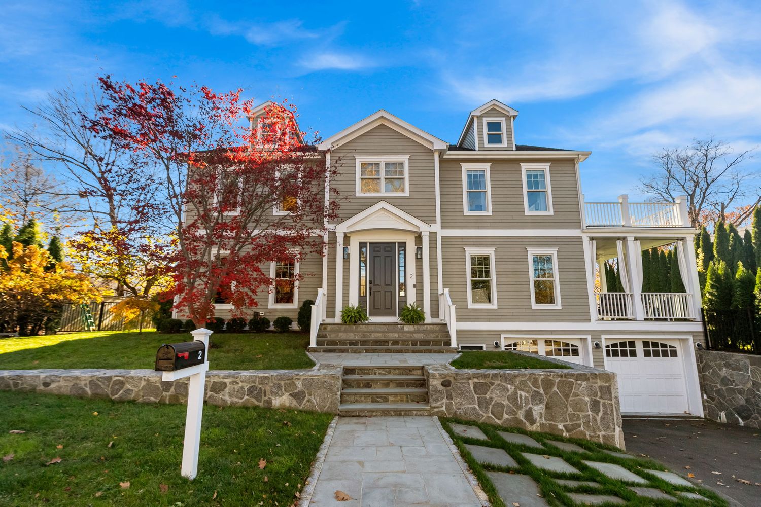 2 Halsey Dr