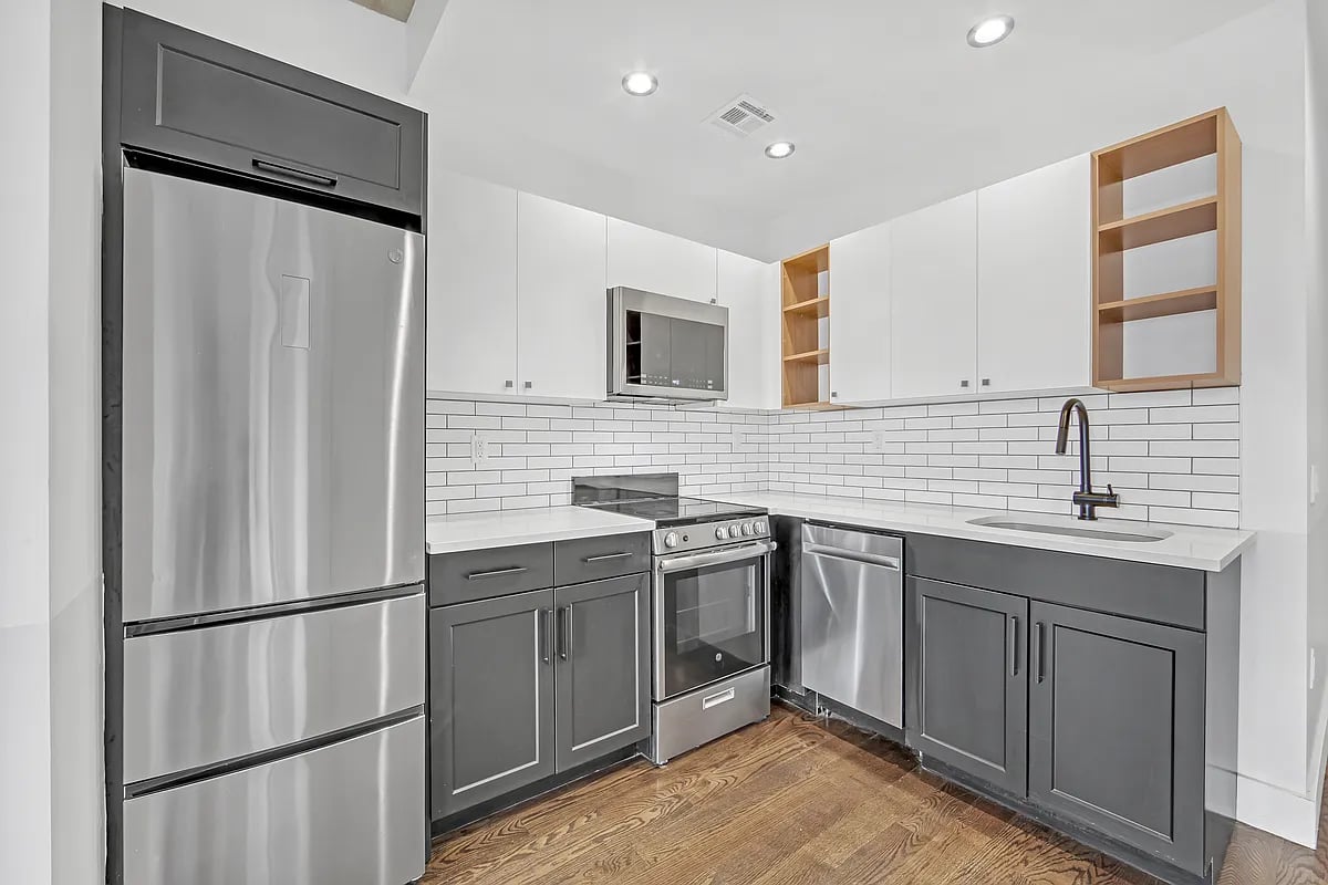 31-19 37th Street 3G