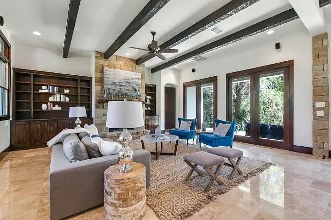 4711 Laguna