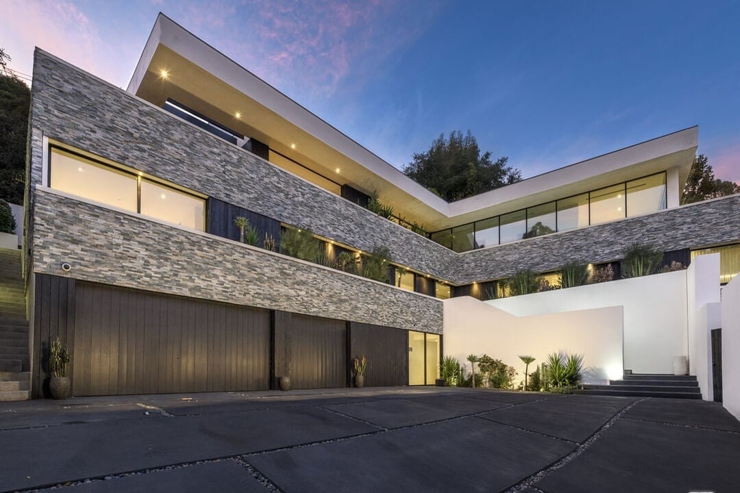 Pinnacle Manor, Willow Glen Rd, 90046