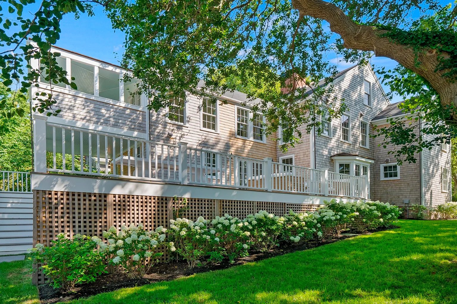 11 Pleasant St