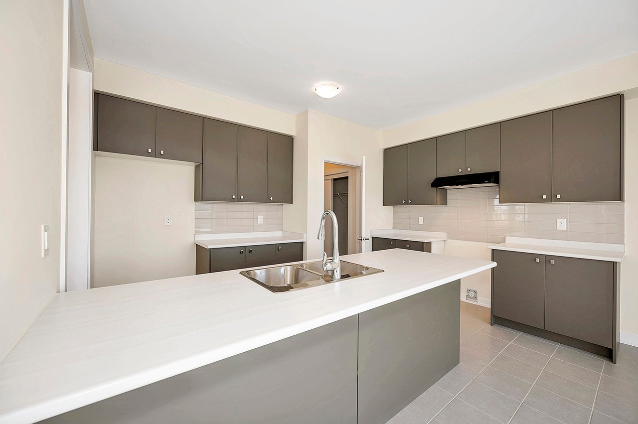 24 Basswood Crescent